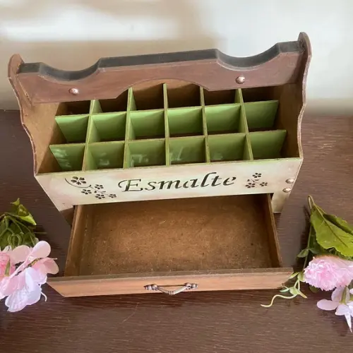 Caixa de Esmaltes / Manicure