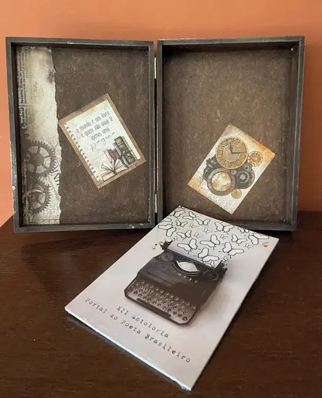 Caixa Livro Steampunk Masculina
