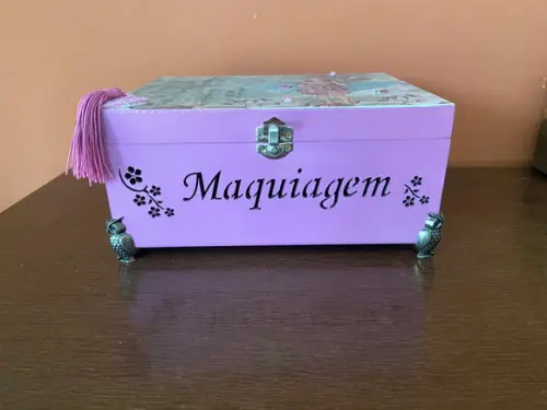 Caixa Maquiagem com Espelho