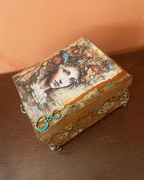 Caixa Maquiagem com Espelho