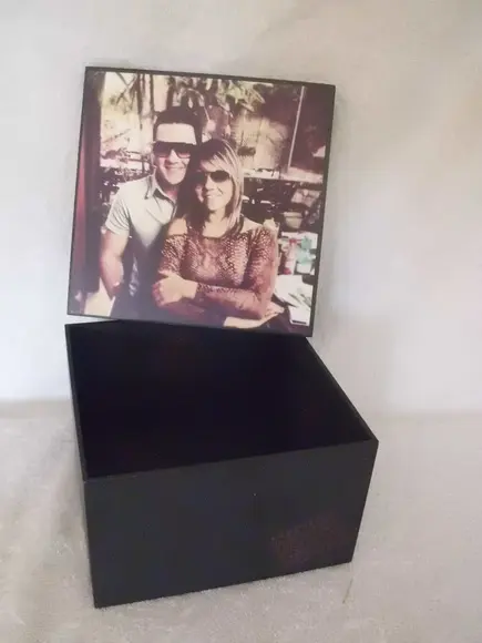 Caixa para Namorados Personalizada 00