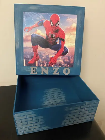 Caixa Personalizada do Homem Aranha