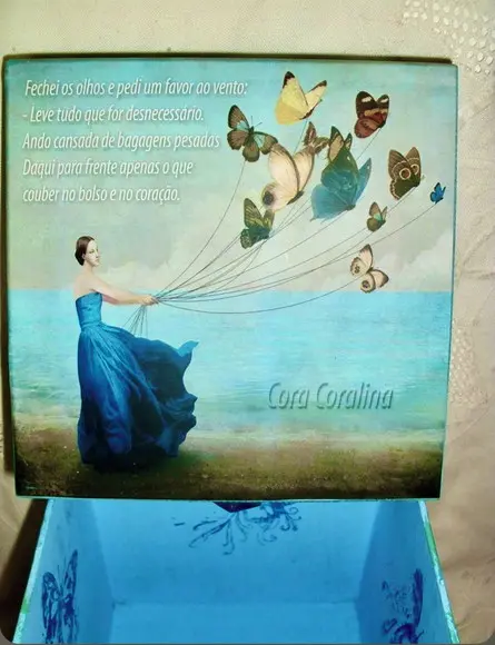 Caixa Poema Cora Coralina