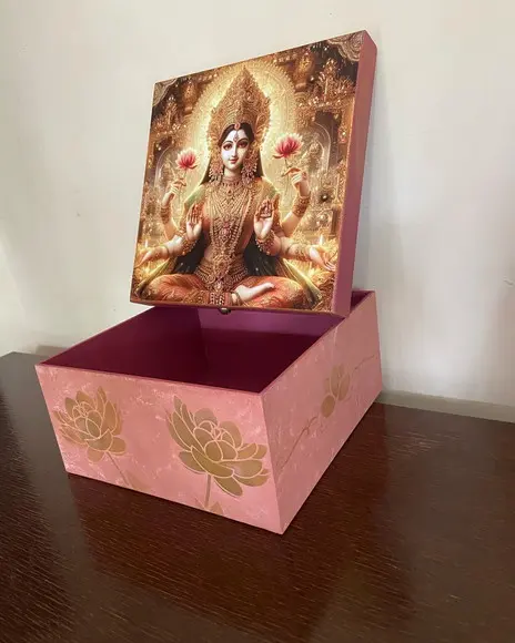 Caixas Laksmi