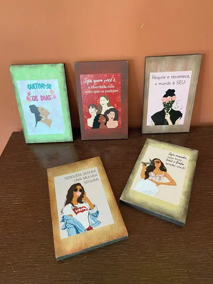 Kit de 5 Quadrinhos Mulheres