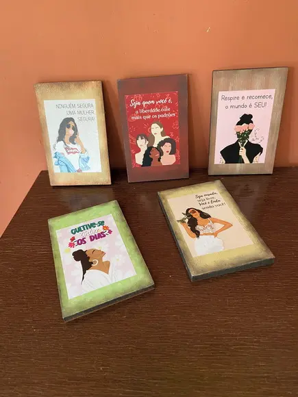 Kit de 5 Quadrinhos Mulheres