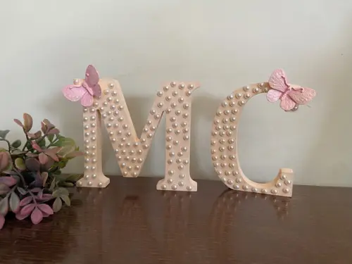 Letras Decoradas com Pérolas