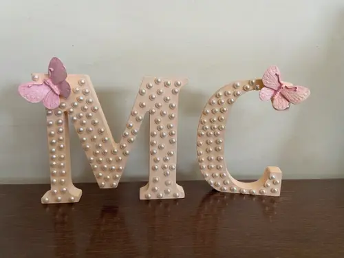 Letras Decoradas com Pérolas