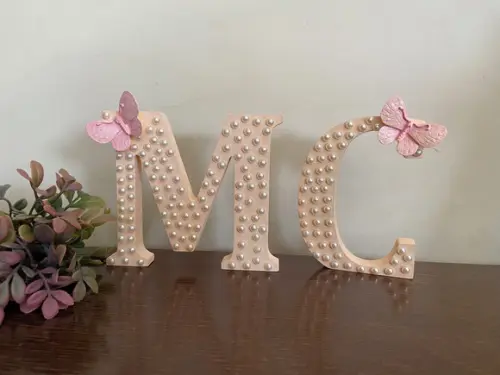 Letras Decoradas com Pérolas