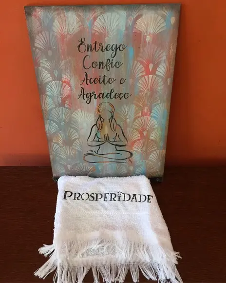 Placa Decorativa Yoga / Chaves