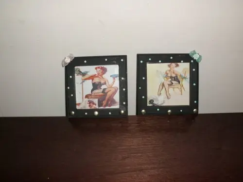 Porta Colar Pin-ups