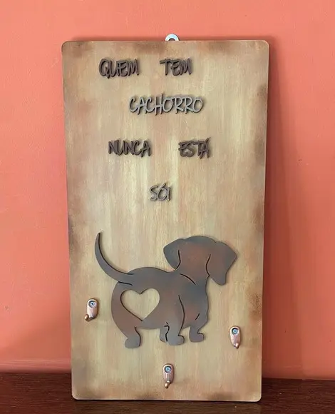 Porta Coleiras Cachorro