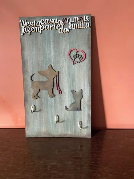 Porta Coleiras Cachorro