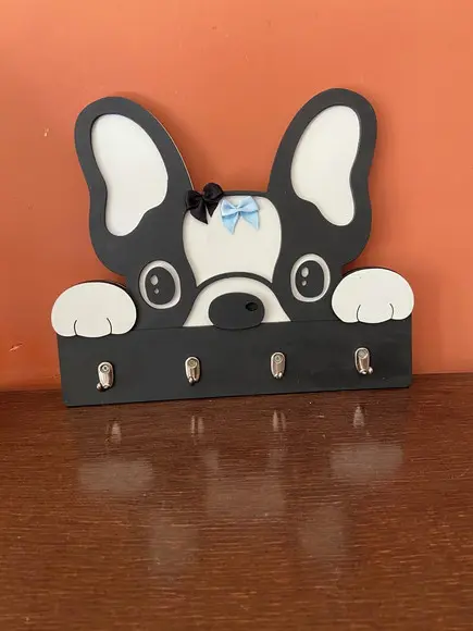 Porta Coleiras Pug