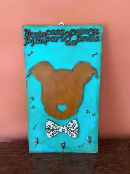Porta Coleiras Cachorro