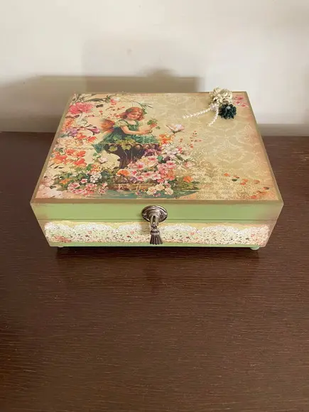 Porta Joias Decorada Floral