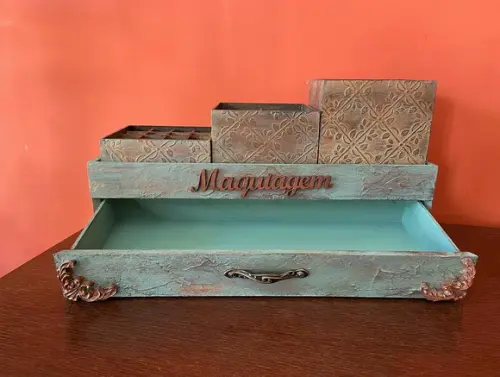 Porta Maquiagem com Gaveta