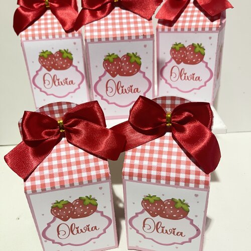 Caixa Milk Personalizada Moraguinho/Morango/Cerejinha