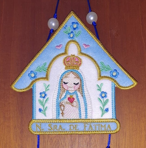 Adorno de Porta Bordado Nossa Senhora de Fátima