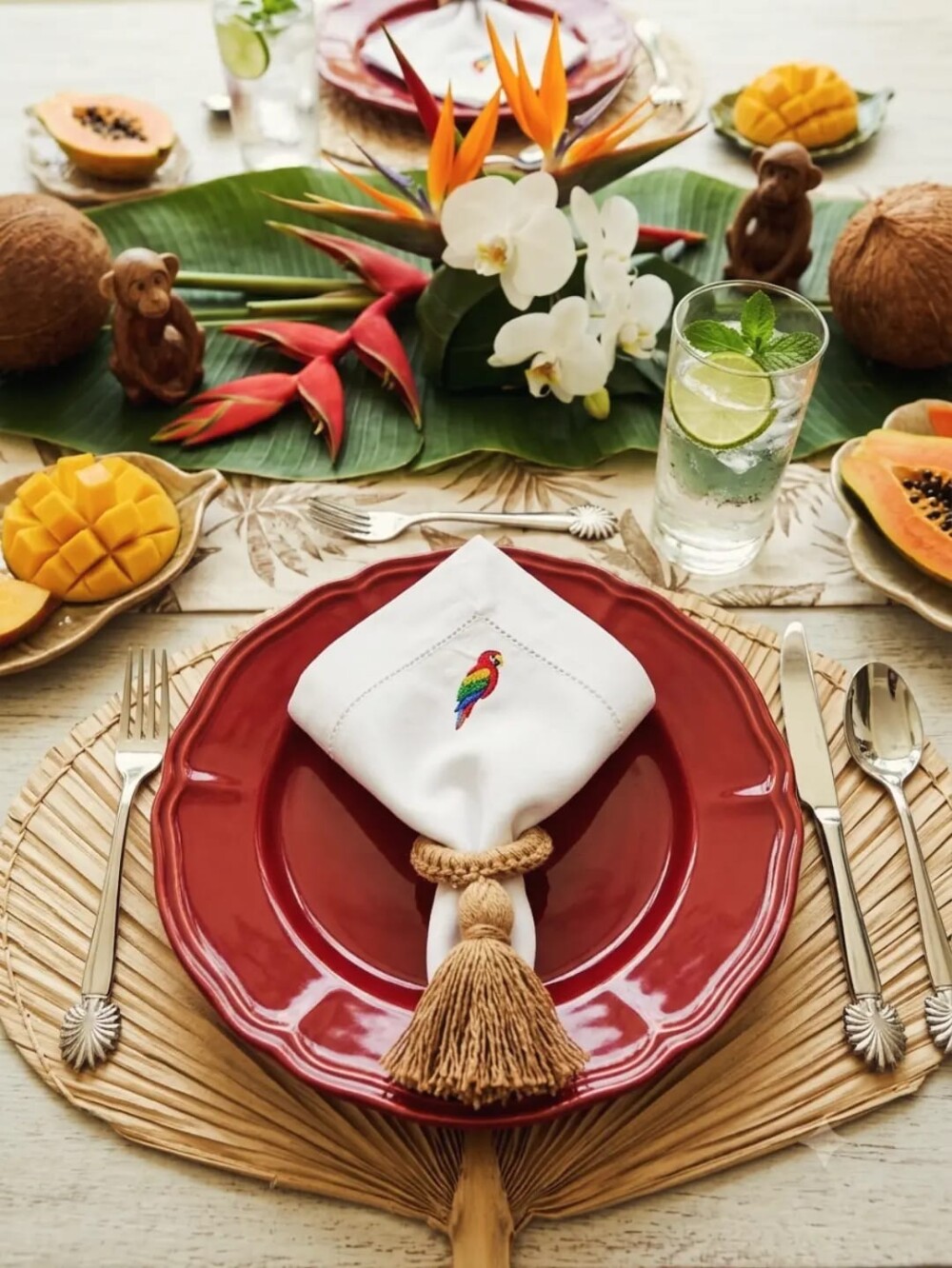 Kit Guardanapos de Tecido Bordados Temática Tropical 100% Algod?