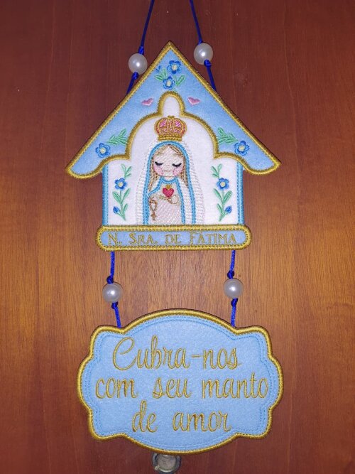 Adorno de Porta Bordado Nossa Senhora de Fátima
