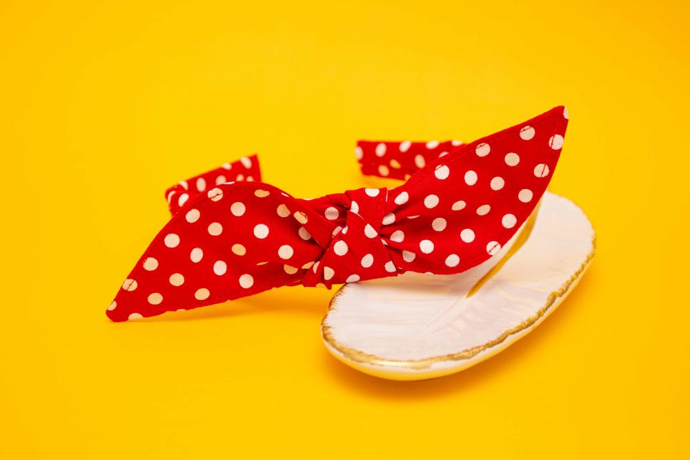 TIARA | TRICOLINE COM BOLINHAS LAÇO | VERMELHO BOLINHA BRANCA