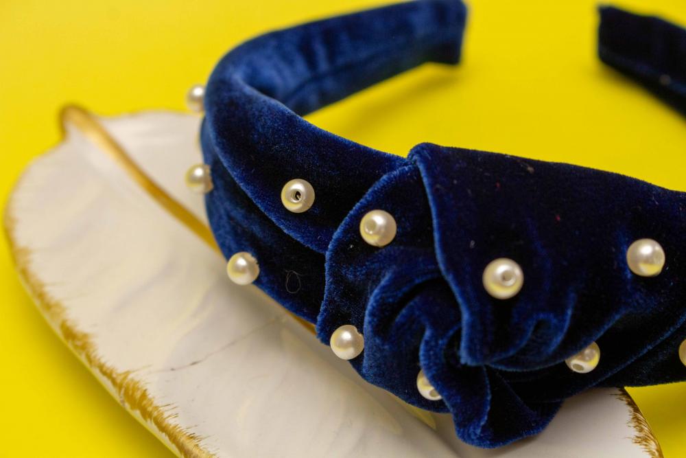 TIARA | NÓ TURBANTE VELUDO COM PEROLAS | AZUL ROYAL