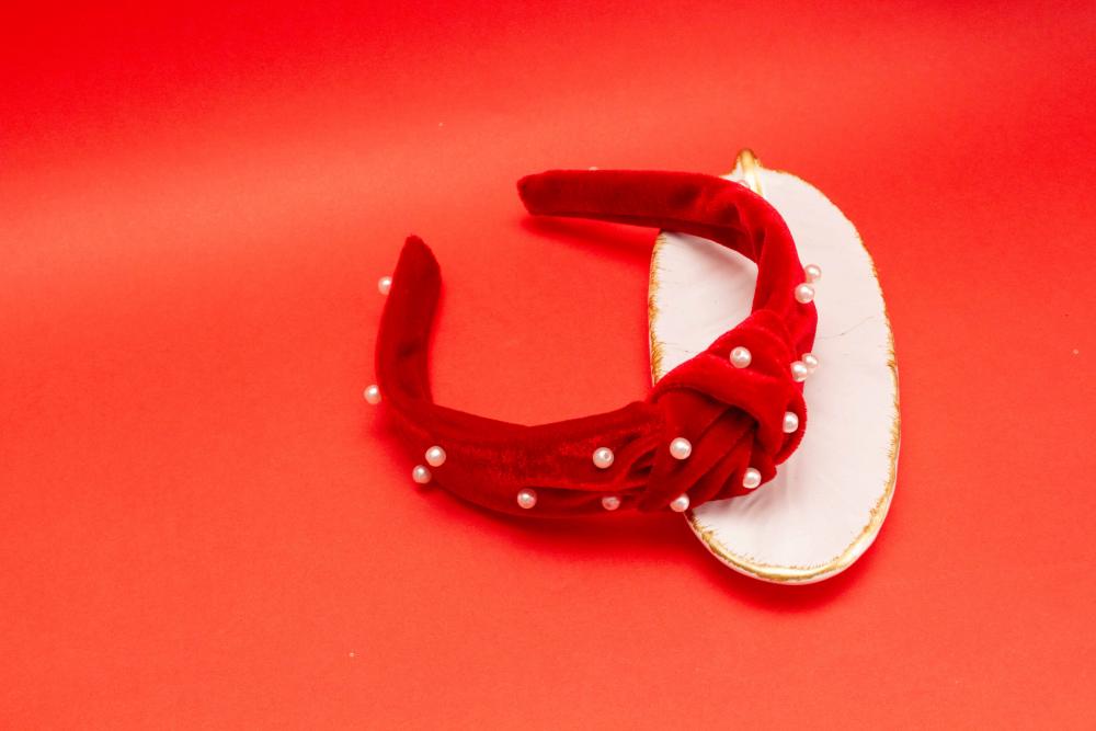 TIARA | NÓ TURBANTE VELUDO COM PEROLAS | VERMELHO