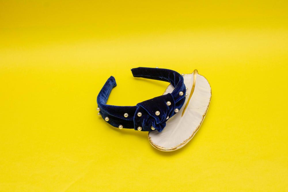 TIARA | NÓ TURBANTE VELUDO COM PEROLAS | AZUL DIA