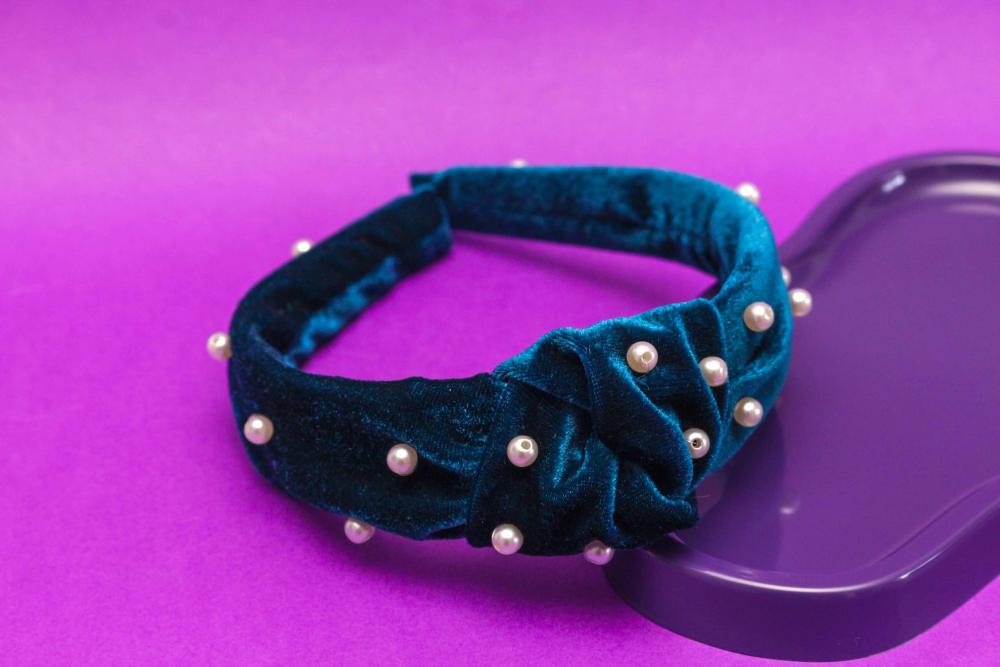 TIARA | NÓ TURBANTE VELUDO COM PEROLAS | AZUL PETROLEO