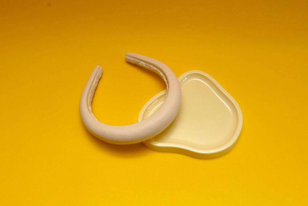 TIARA | CHEIA COURVIN | CREME