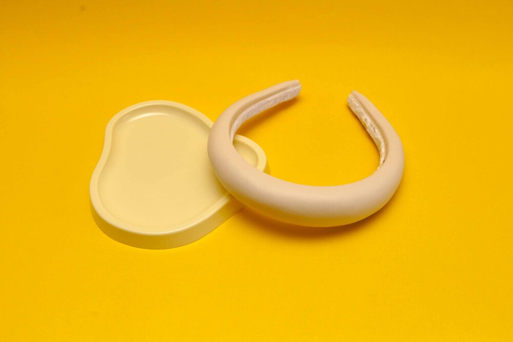 TIARA | CHEIA COURVIN | CREME