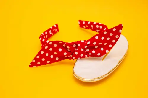 TIARA | TRICOLINE COM BOLINHAS LAÇO | VERMELHO BOLINHA BRANCA