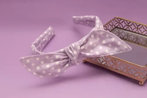 TIARA | TRICOLINE COM BOLINHAS LAÇO | LILÁS BOLINHA BRANCA