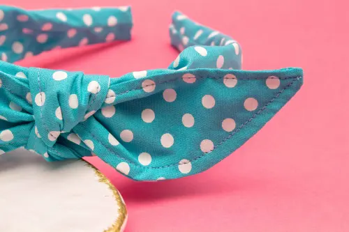 TIARA | TRICOLINE COM BOLINHAS LAÇO | AZUL CLARO BOLINHA BRANCA