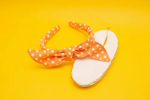 TIARA | TRICOLINE COM BOLINHAS LAÇO | LARANJA BOLINHA BRANCA