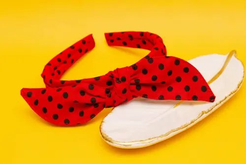 TIARA | TRICOLINE COM BOLINHAS LAÇO | VERMELHO BOLINHA PRET