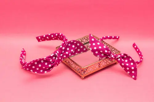 KIT MÃE E FILHA TRICOLINE LAÇO COM BOLINHA (2 TIARA) | BORDÔ