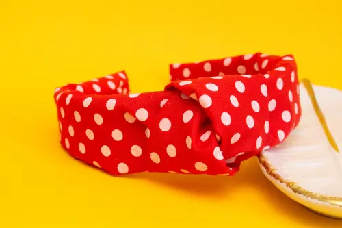 TIARA | TRICOLINE COM BOLINHA NÓ TURBANTE  | VERMELHA