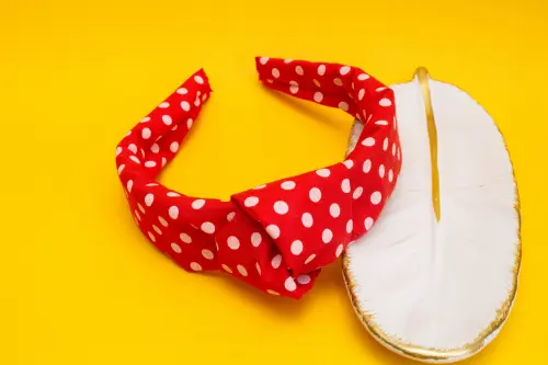 TIARA | TRICOLINE COM BOLINHA NÓ TURBANTE  | VERMELHA