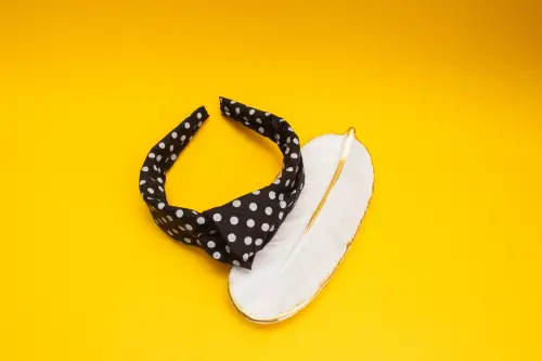 TIARA | TRICOLINE COM BOLINHA NÓ TURBANTE  | PRETA