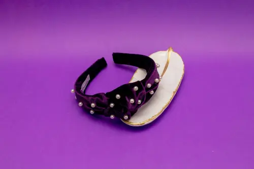 TIARA | NÓ TURBANTE VELUDO COM PEROLAS | ROXO ESCURO
