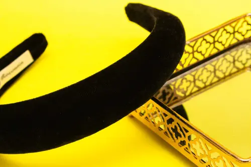 TIARA | CHEIA VELUDO | PRETO