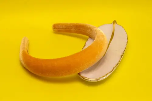 TIARA | CHEIA VELUDO | AMARELO MOSTARDA