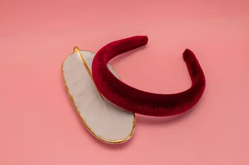 TIARA | CHEIA VELUDO  | MARSALA