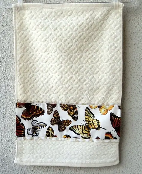 Conjunto de Lavabo -toalha e Porta-papel