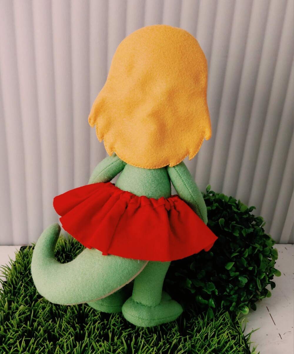 Boneca Cuca em feltro