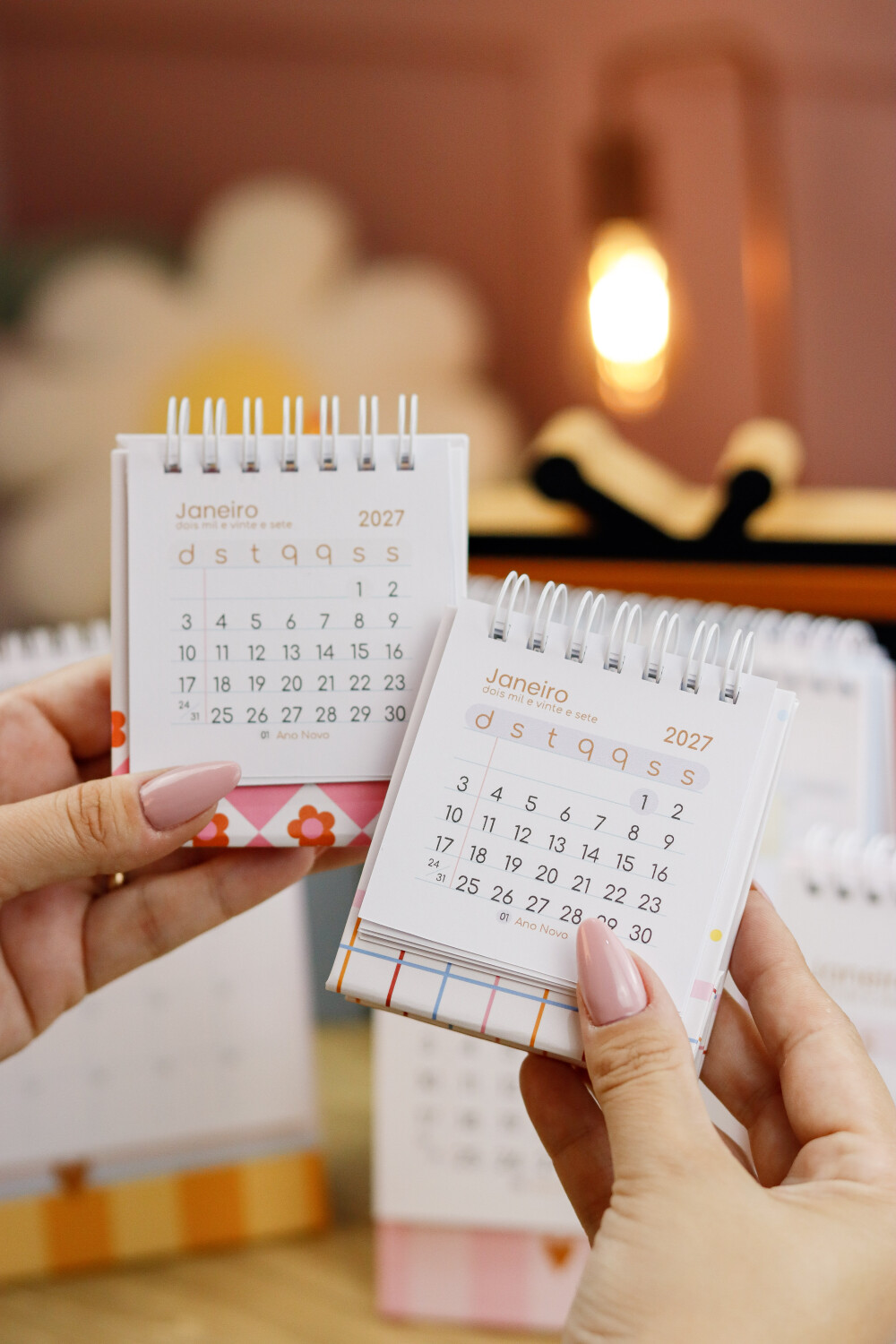 Mini Calendário 2027 cartonado