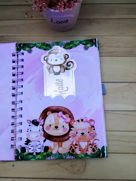 Caderneta de Vacina Personalizada Safari Menina