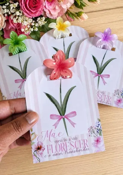 Cartão com Prendedor de Cabelo Flor